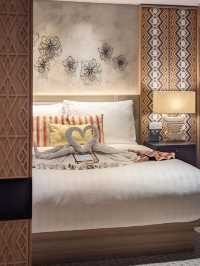 “Serenity by the Pool: Courtyard Nusa Dua’s Bali Terrace Escape”