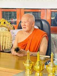 วัดช่อม่วง จังหวัดเพชรบุรี