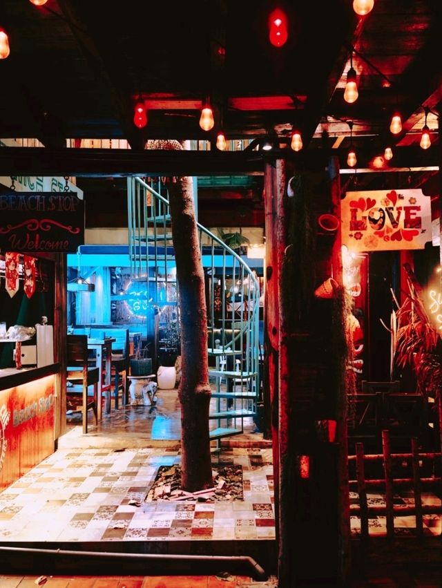 Beach Stop – Hidden Seaside Café on Tran Phu, Vung Tau