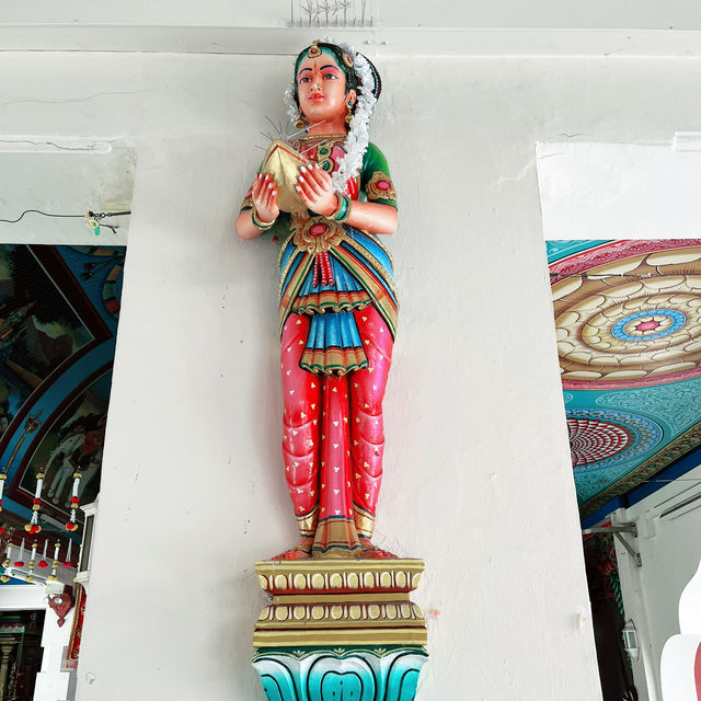 Citywalk Day 2: Cultural Gems & Spiritual Beauty in Singapore