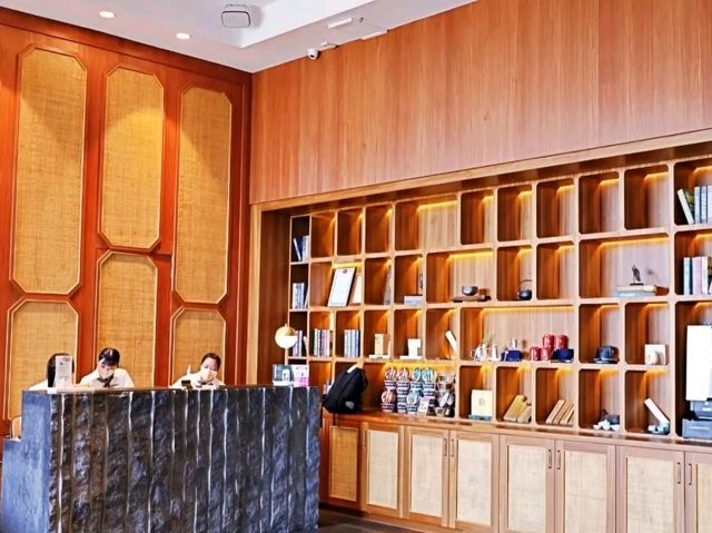 走出飯店就是梅花鹿！這間開在恆春的「佳適墾丁渡假酒店」，根本是親子旅遊首選～