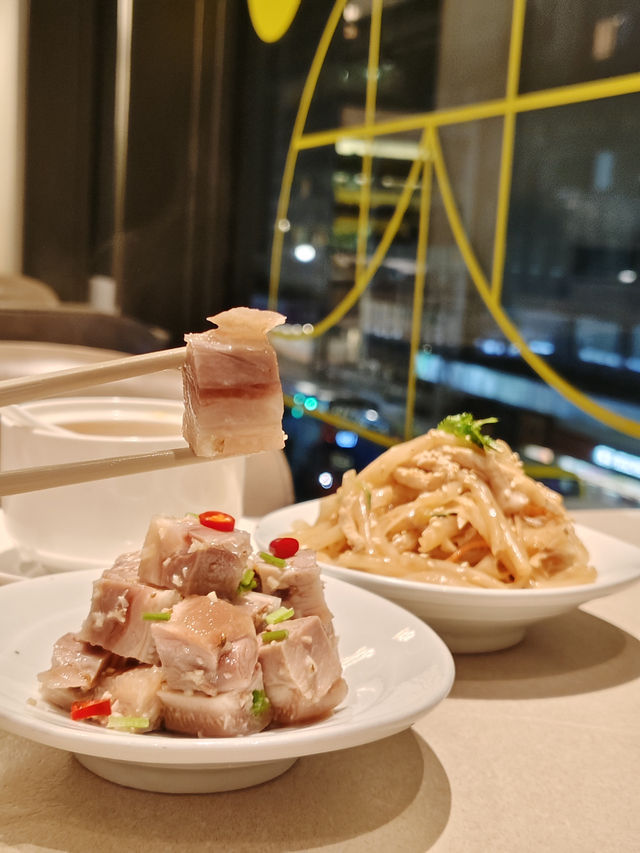 飲夜茶。去「飲茶Yum Cha」
