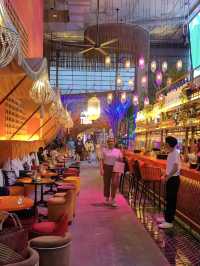 曼谷網紅泳池咖啡店💕TRIBE Sky Beach Club