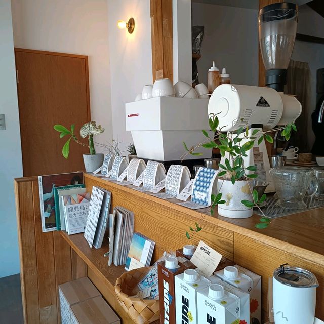 鹿兒島街上小角落的木系小屋--Mateno Coffee