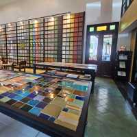 คาเฟ่ในโชว์รูมขายกระเบื้อง : บ้านก๋งคาเฟ่ Gongcafe