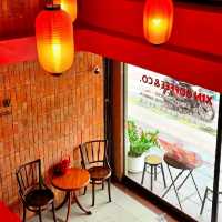 เปลี่ยนร้านทองให้เป็นคาเฟ่สำตล์จีน