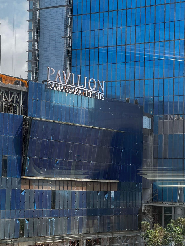 A Sleek Escape in the City: Pavilion Damansara Heights