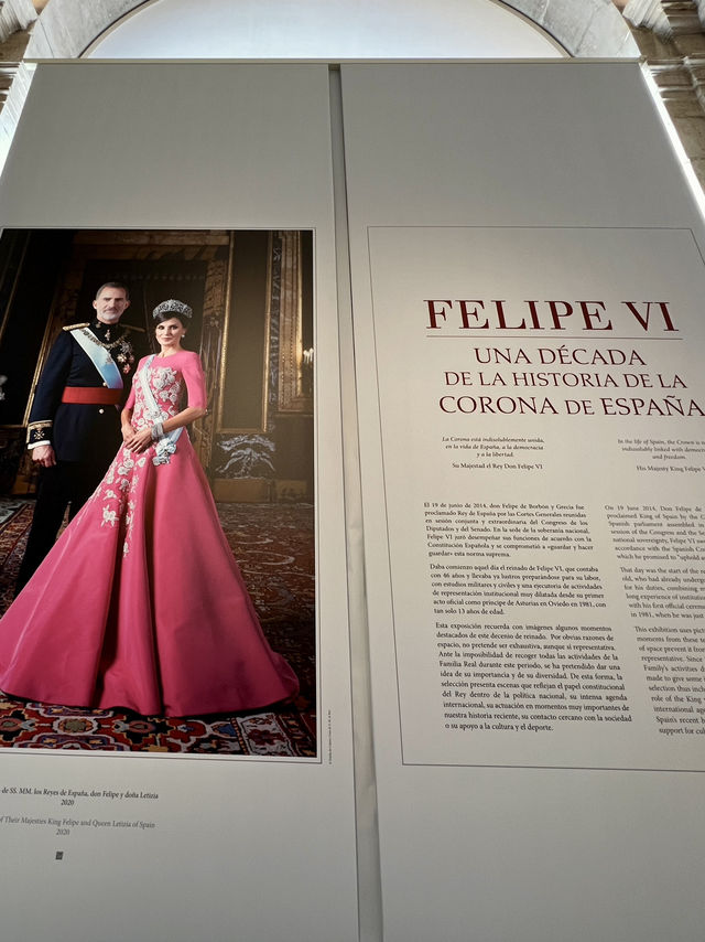 Feeling the royalty vibes at the Palacio Real de Madrid 🏰