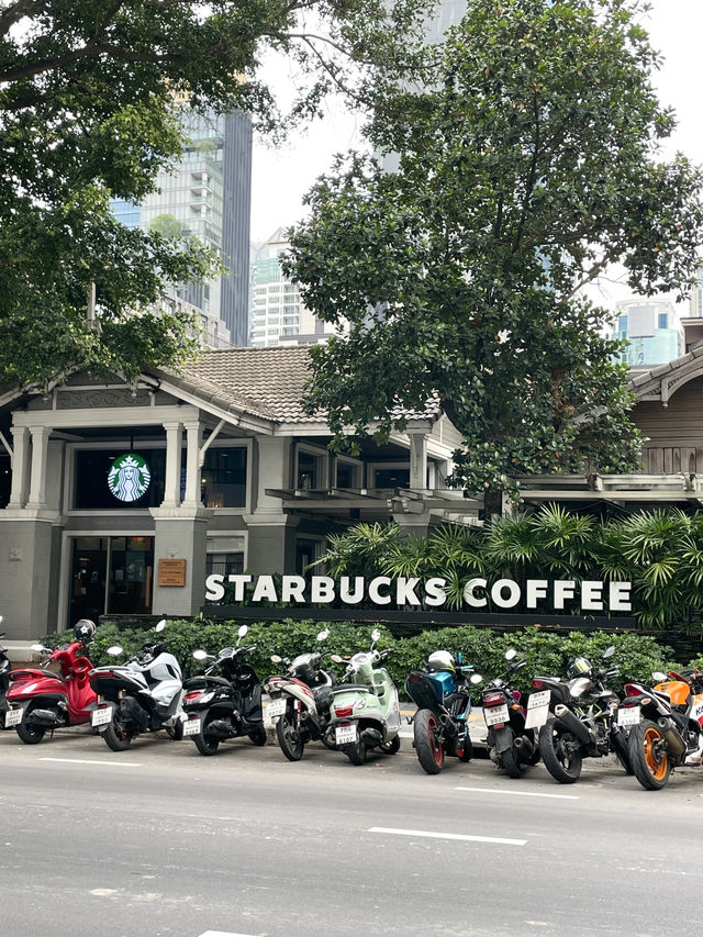 ☕️ 스타벅스에서 찾은 방콕 무드, 스타벅스 랑수언점 🌴✨