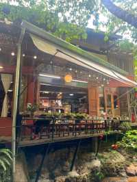 ดื่มกาแฟ ชมความงามของธรรมชาติ ร้านลุงปุ๊ดป้าเป็ง
