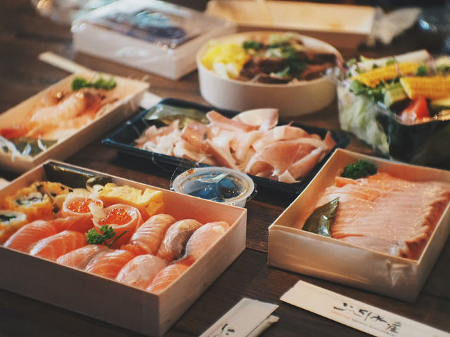 ตลาดปลาแบบมีแอร์ ในไทเป 🍣🐟