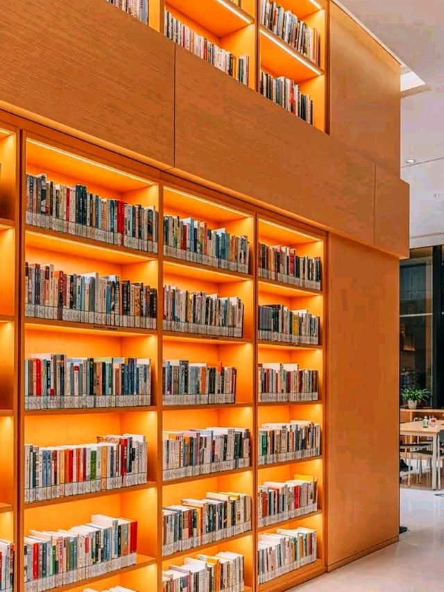 Zi-ka-wei Library & Xujiahui Cathedral – The Jesuit Legacy in the Heart of Shanghai