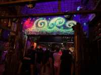 【Szimpla Kert｜シンプラ・ケルト｜ブダペストの“廃墟バー”元祖】