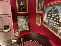 【カフェ ザッハー｜Café Sacher Wien｜本場のザッハトルテ発祥の名店🍫☕】