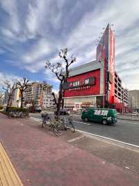 Only 1 Minute from the Station?! This Osaka Hotel Surprised Us in the Best Way!