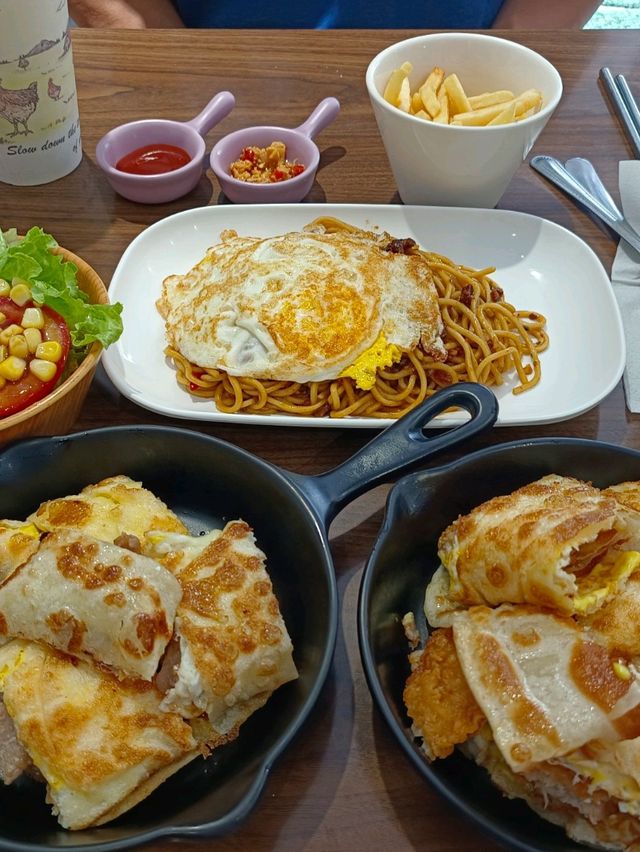 新莊美食，A&J  Brunch燕覺早午餐