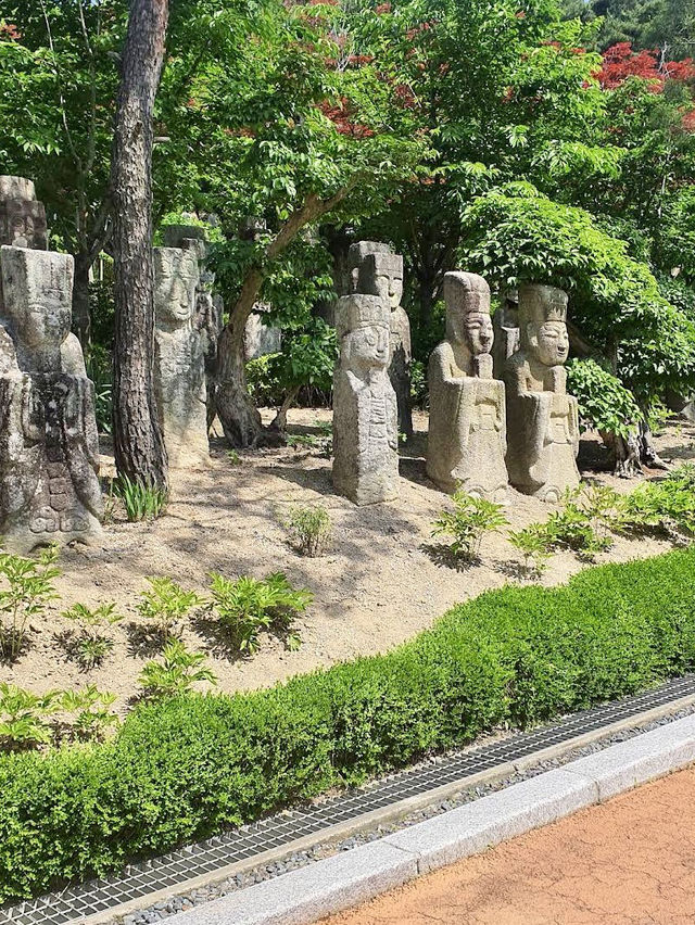 The Korean Stone Art Museum