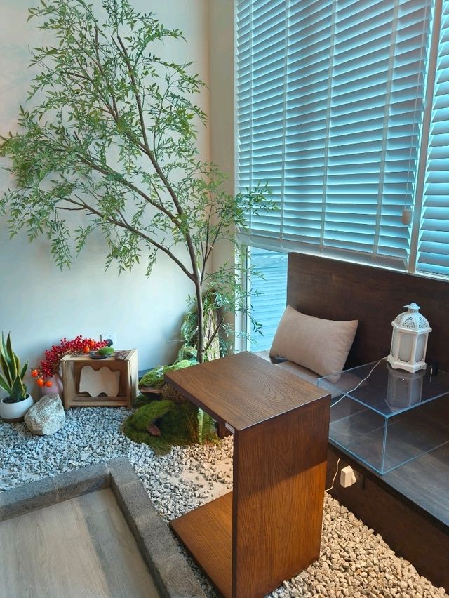 Coffee, Calm & Creative Corners