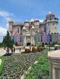 The Iconic Hand at Ba Na Hills Danang