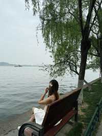 เดินเล่นรอบทะเลสาป xihu