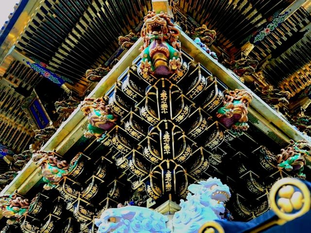 The most ornate structure in Japan : The Yomeimon gate