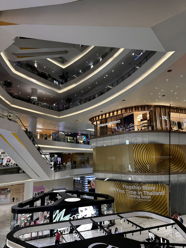 ICONSIAM is a premier shopping and cultural destination in Bangkok