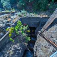 「Tumwater Falls」—静寂の中に響く滝の癒し
