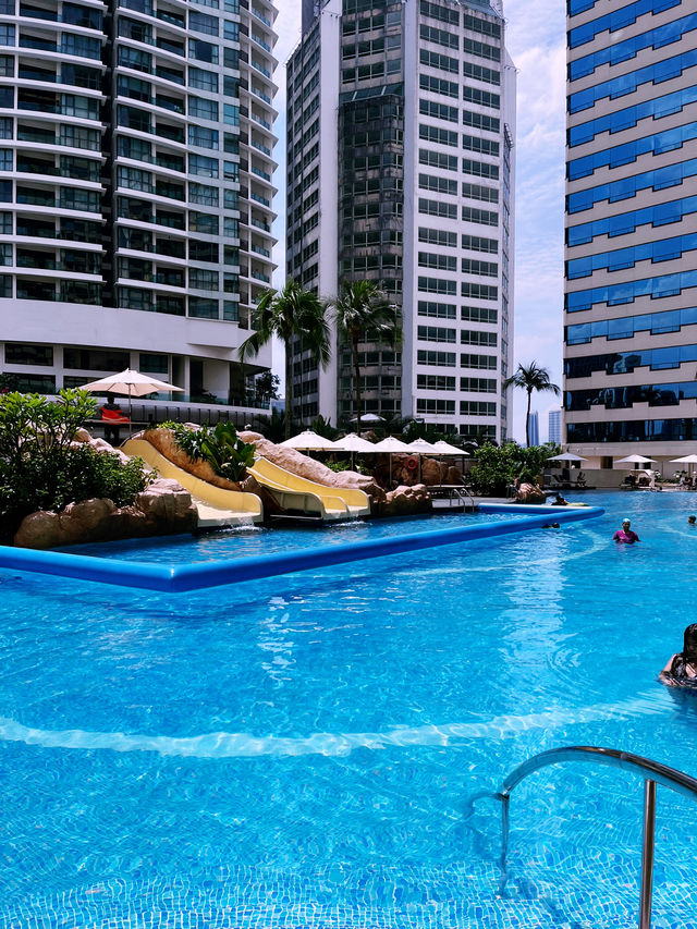Renaissance Hotel KL: Chic Urban Escape for the Perfect Staycation
