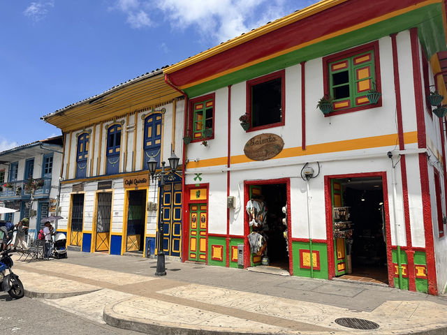 【サレント｜Salento・コーヒー地域の古都】