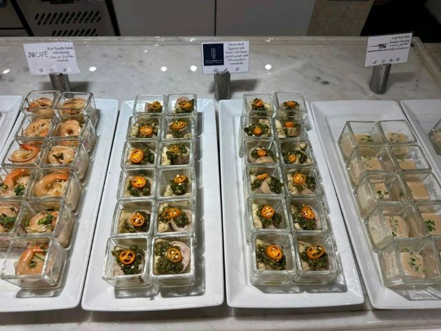 JW Marriott Bangkok พักหรูหรากลางกรุงเทพฯ