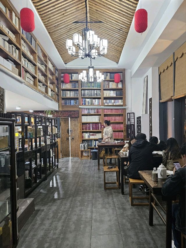 彷彿穿越古代時空的進餐體驗