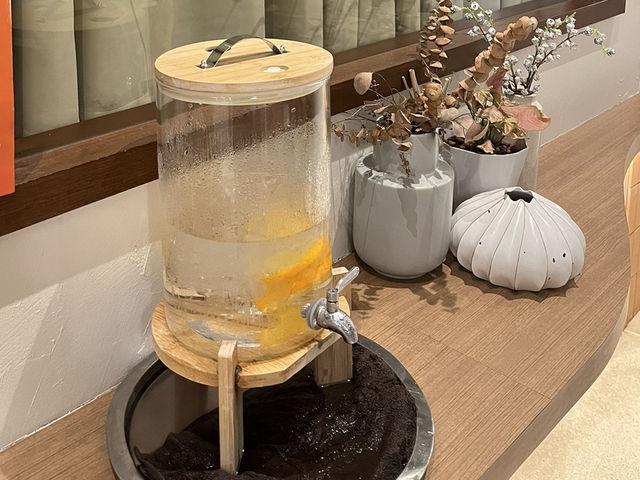 Cafe ‘ ชีวิตชีวา หาดใหญ่ 🍰🍯🎂🧁🍨