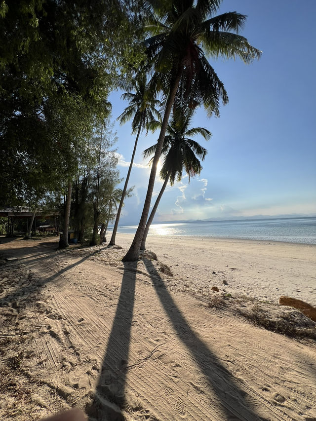 เกาะทะลุ บางสะพาน