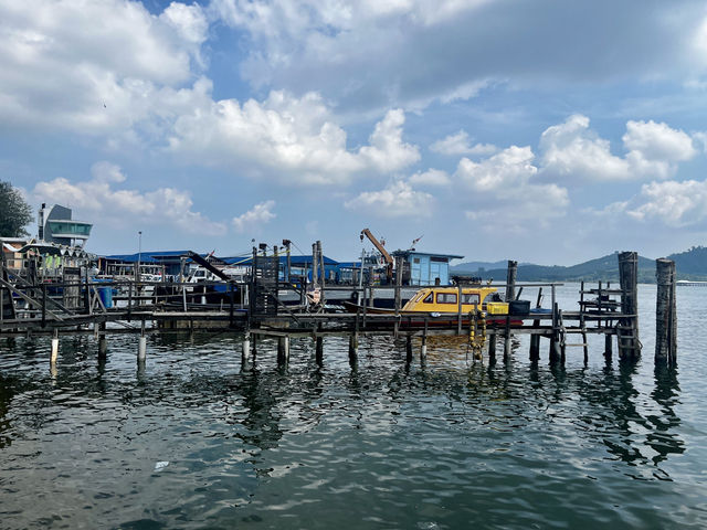 🌴 Lumut Waterfront: A Relaxing Summer Escape