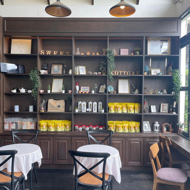 🍰🌿 Sweet Cottage Bakery & Tea Room 
