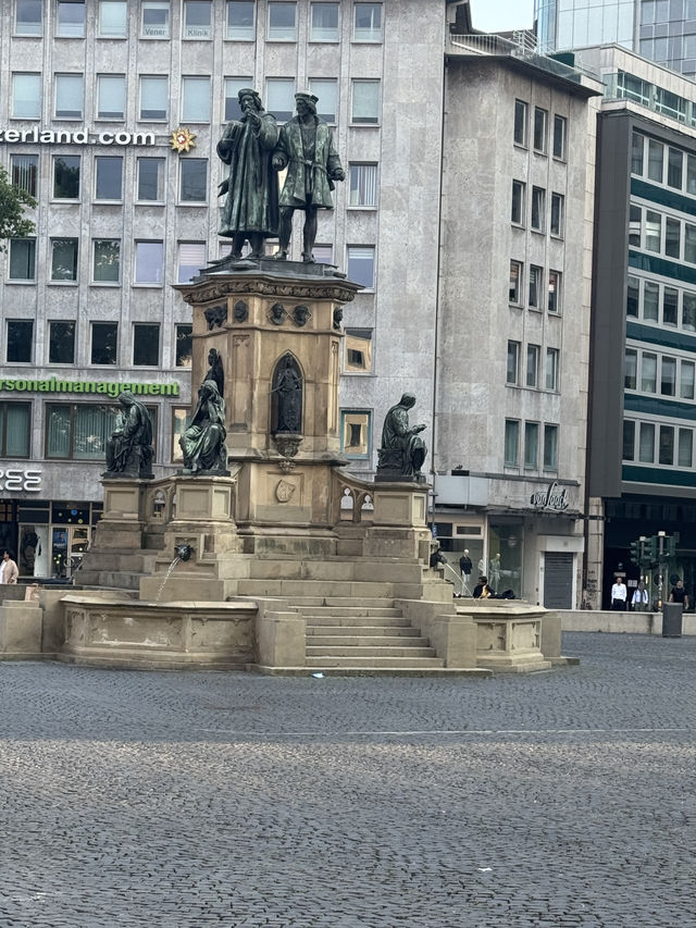Frankfurt - lovely city in the Heart of Germany 