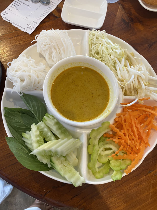 โกปี๊ศรีราชา – ติ่มซำยามเช้าในตำนาน 🥢🥡☕️