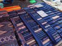 ตลาดมืดหลวงพระบาง🇱🇦คนถนนเดินหลวงพระบาง