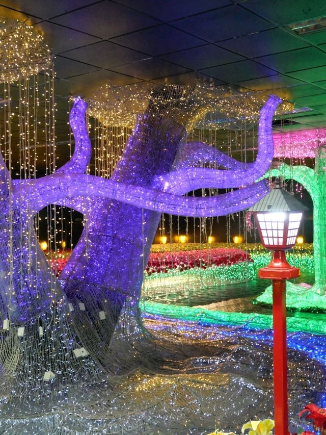 Lighting Art Museum & Balloon Garden Thailand 