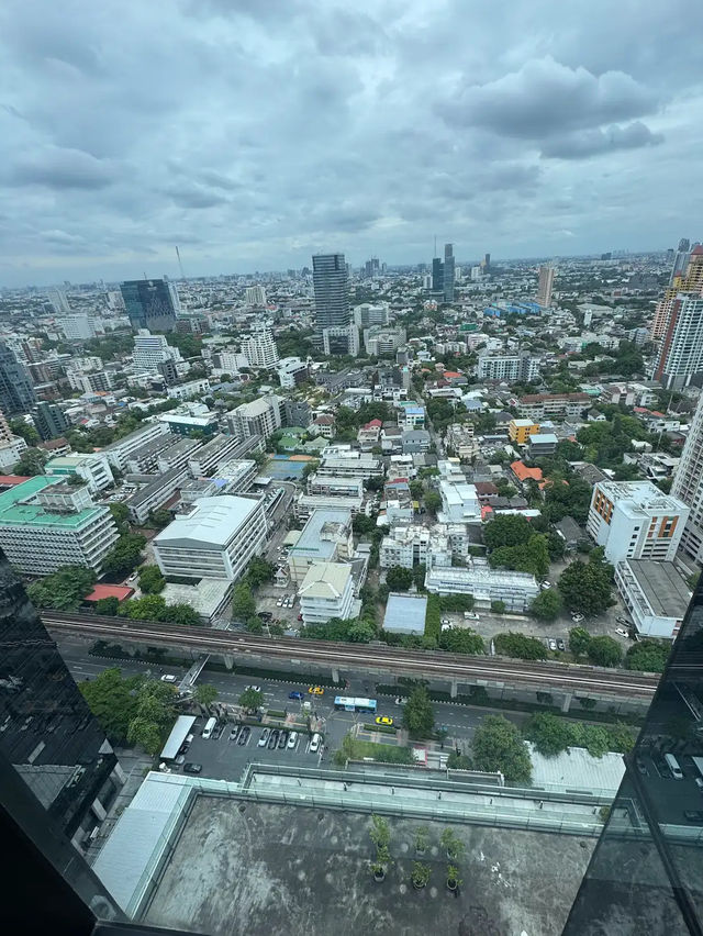 The Quarter Ari, City Buzz Finds Balance