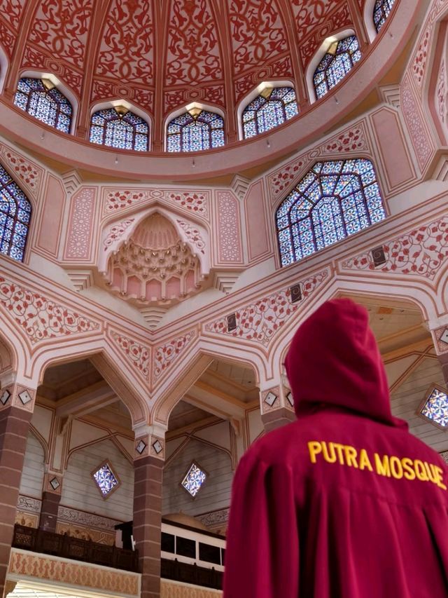 Putra Mosque Malaysia – The Pink Icon of Putrajaya