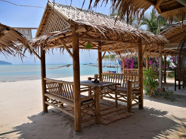 Thong Krut Pier 
