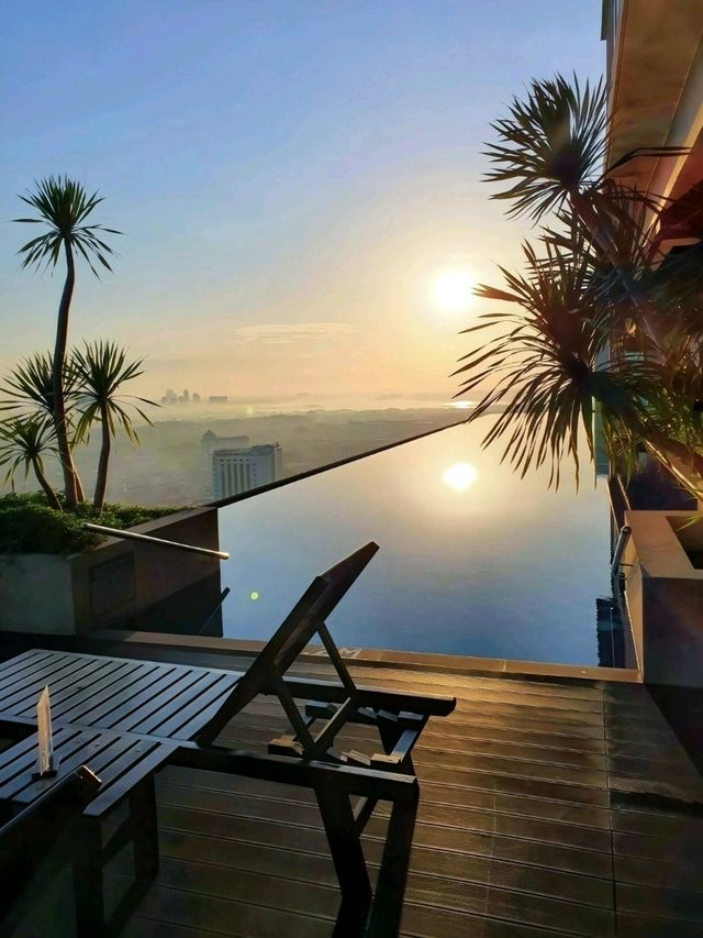 Comfort and Convenience for Business Travel at Holiday Villa JB. Comfort and Convenience for Business Travel at Holiday Villa JB.
