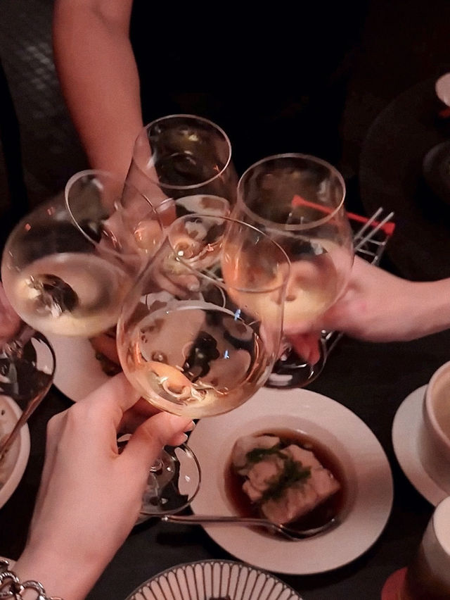 高雄|復古理髮廳 × 時髦中式餐酒館🥂 高雄|復古理髮廳 × 時髦中式餐酒館🥂