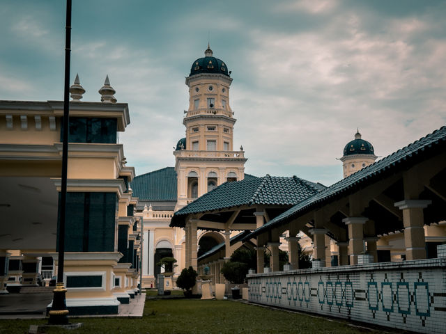 조호르바루 술탄 아부바카르 모스크(Sultan Abu Bakar Mosque) 🕌✨