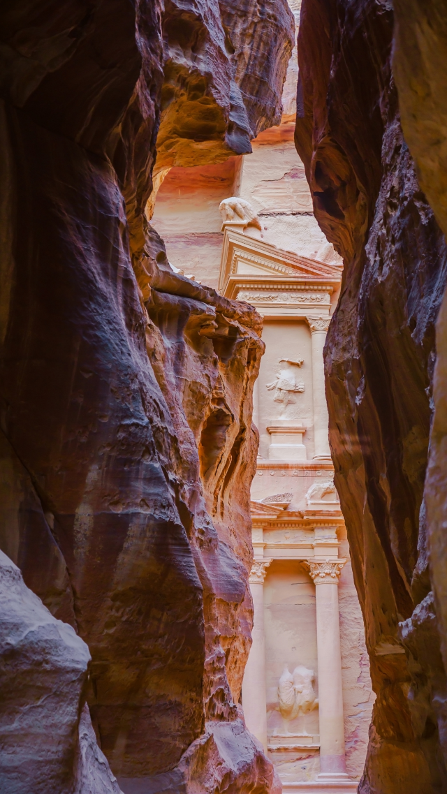 นครเพตรา (Petra) เมืองโบราณกลางทะเลทราย