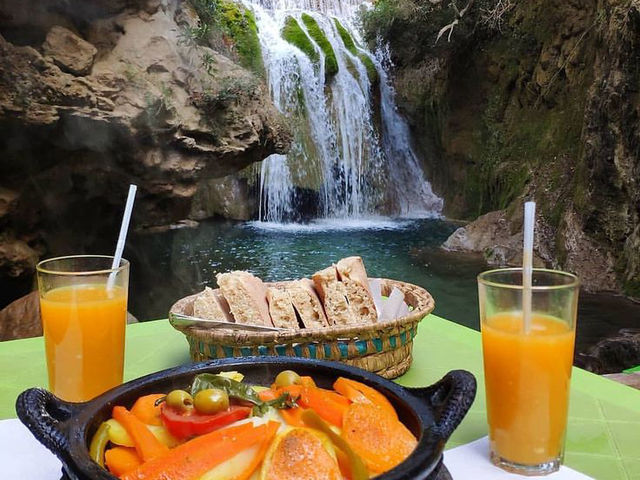 🌊💚 Lost in the beauty of Akchour Waterfalls, Morocco🇲🇦 🌿✨