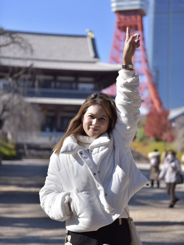 ถ่ายมุมไหน ก็เจอ Tokyo Tower 🗼 ถ่ายมุมไหน ก็เจอ Tokyo Tower 🗼