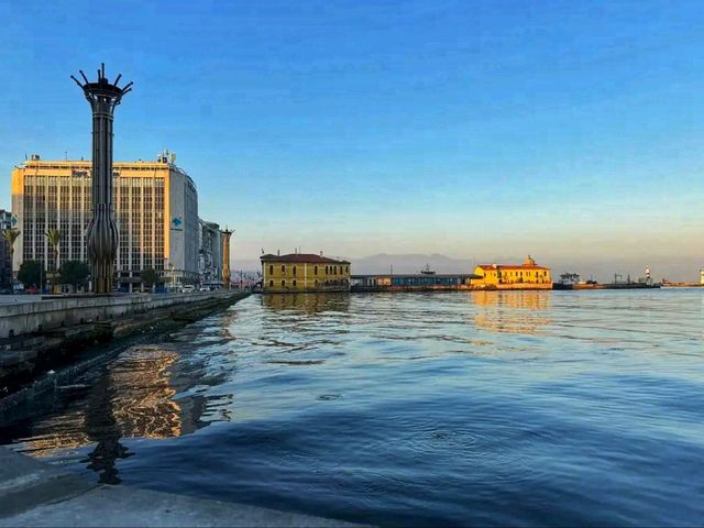 🌊 İzmir – A Coastal Gem of Turkey