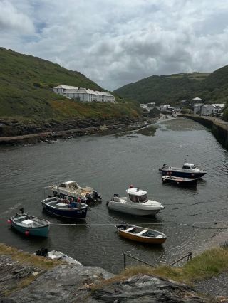 探索風景如畫的博斯卡斯爾港口